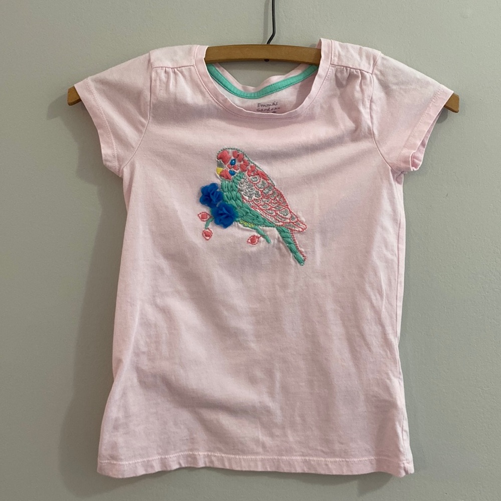 Emma’s Garden girl’s pink tee shirt parrot Size 6X